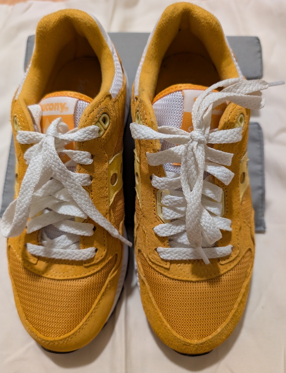 Saucony Shadow 5000 Sneakers - Mustard Yellow Suede & Mesh Sneakers 6.5 - Picture 2 of 6